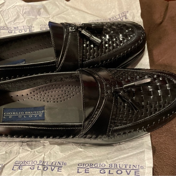 Giorgio Brutini Men’s Shoes. Size 12. Tassel Detail in Slip on Style. N… - Picture 5 of 6